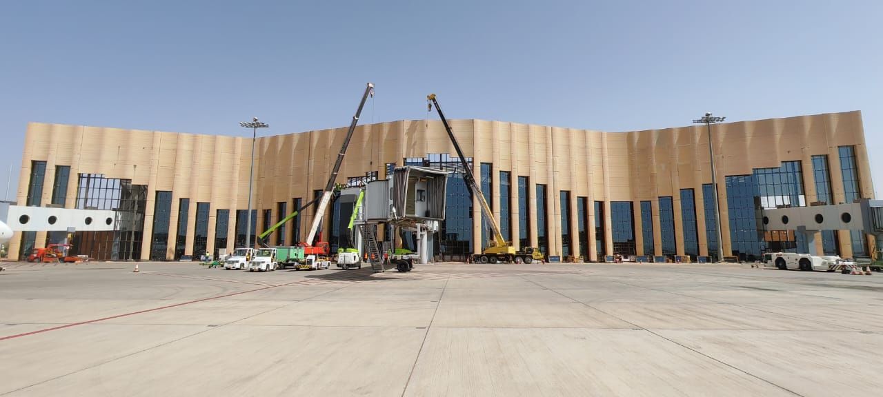 Najran Regional Airport façade during erection