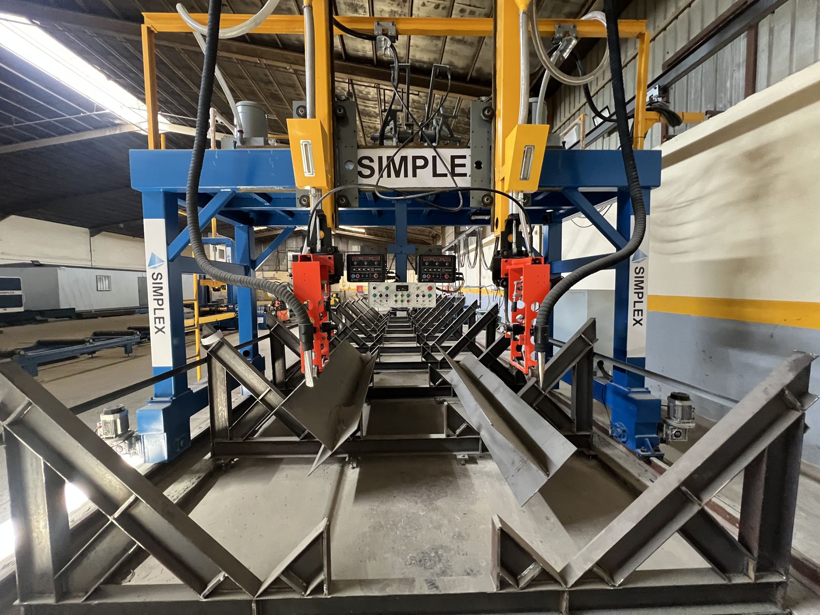 H-beam submerged-arc welding gantry